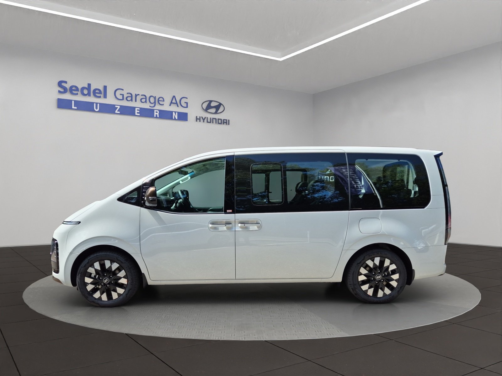 HYUNDAI Staria Premium 1.6 GDi HEV Vertex, Hybride Integrale Benzina/Elettrica, Auto nuove, Automatico - 3