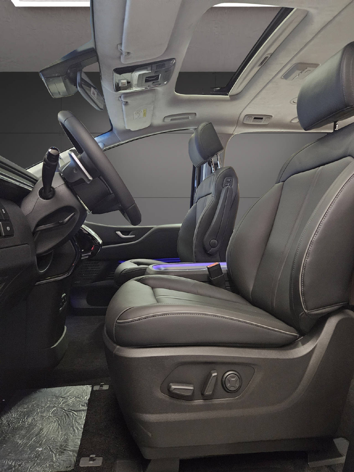 HYUNDAI Staria Premium 1.6 GDi HEV Vertex, Voll-Hybrid Benzin/Elektro, Neuwagen, Automatik - 3