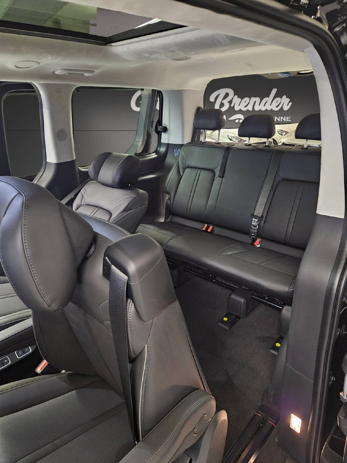 HYUNDAI Staria Premium 1.6 GDi HEV Vertex, Voll-Hybrid Benzin/Elektro, Neuwagen, Automatik - 7