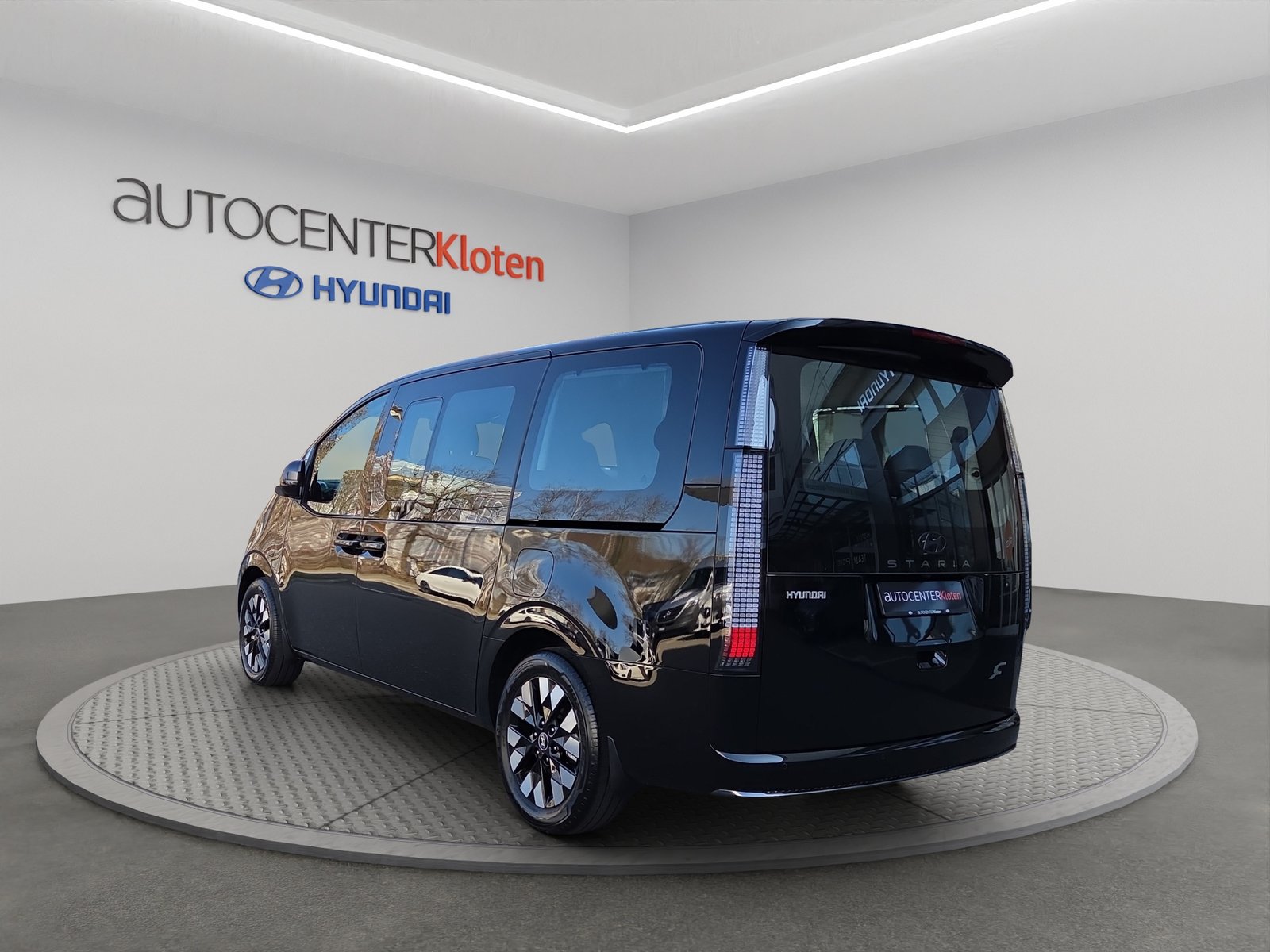 HYUNDAI Staria Premium 1.6 GDi HEV Amplia, Hybride Intégral Essence/Électricité, Voiture nouvelle, Automatique - 4
