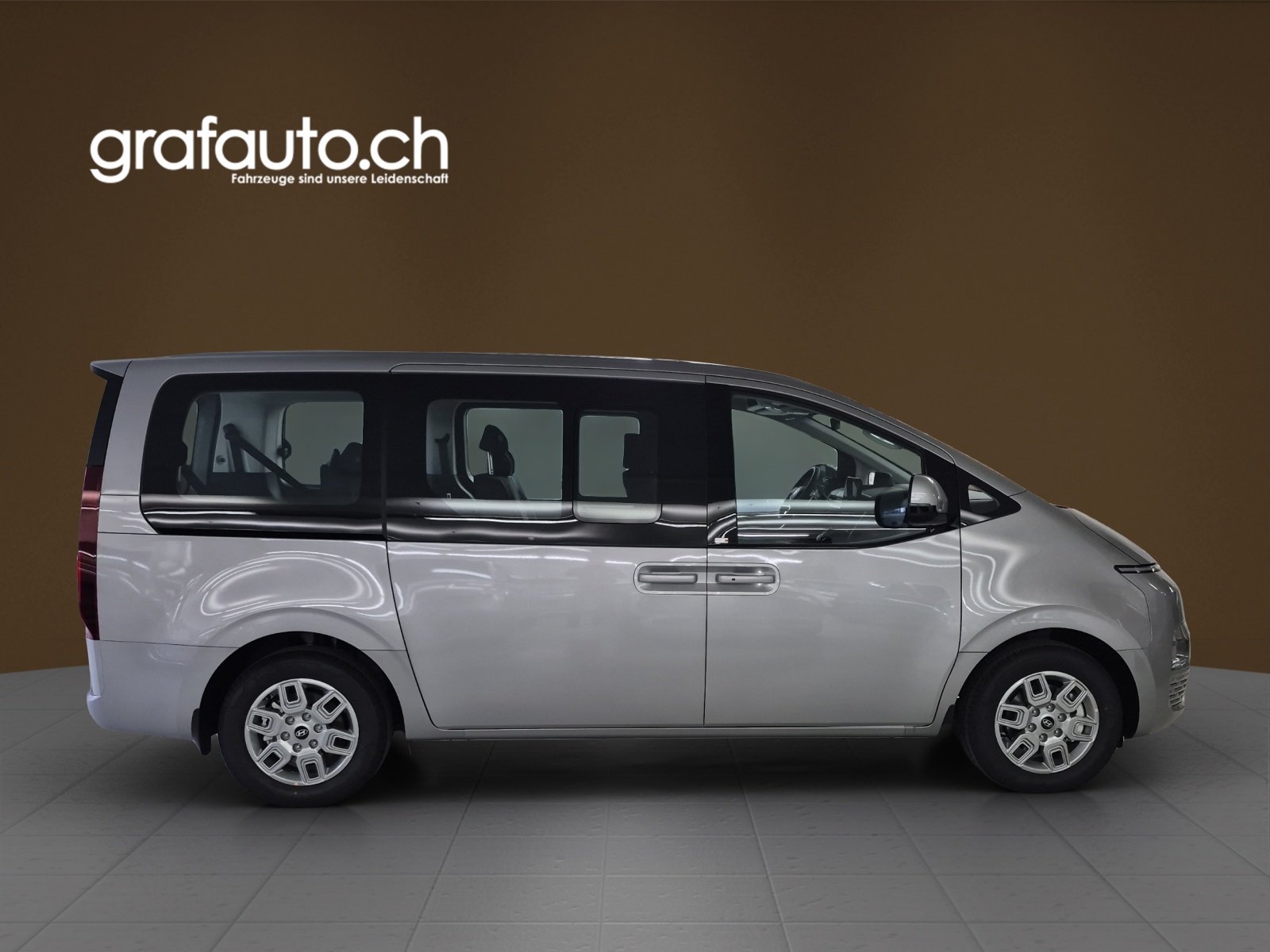 HYUNDAI Staria Wagon 1.6 GDi HEV Amplia, Full-Hybrid Petrol/Electric, New car, Automatic - 3
