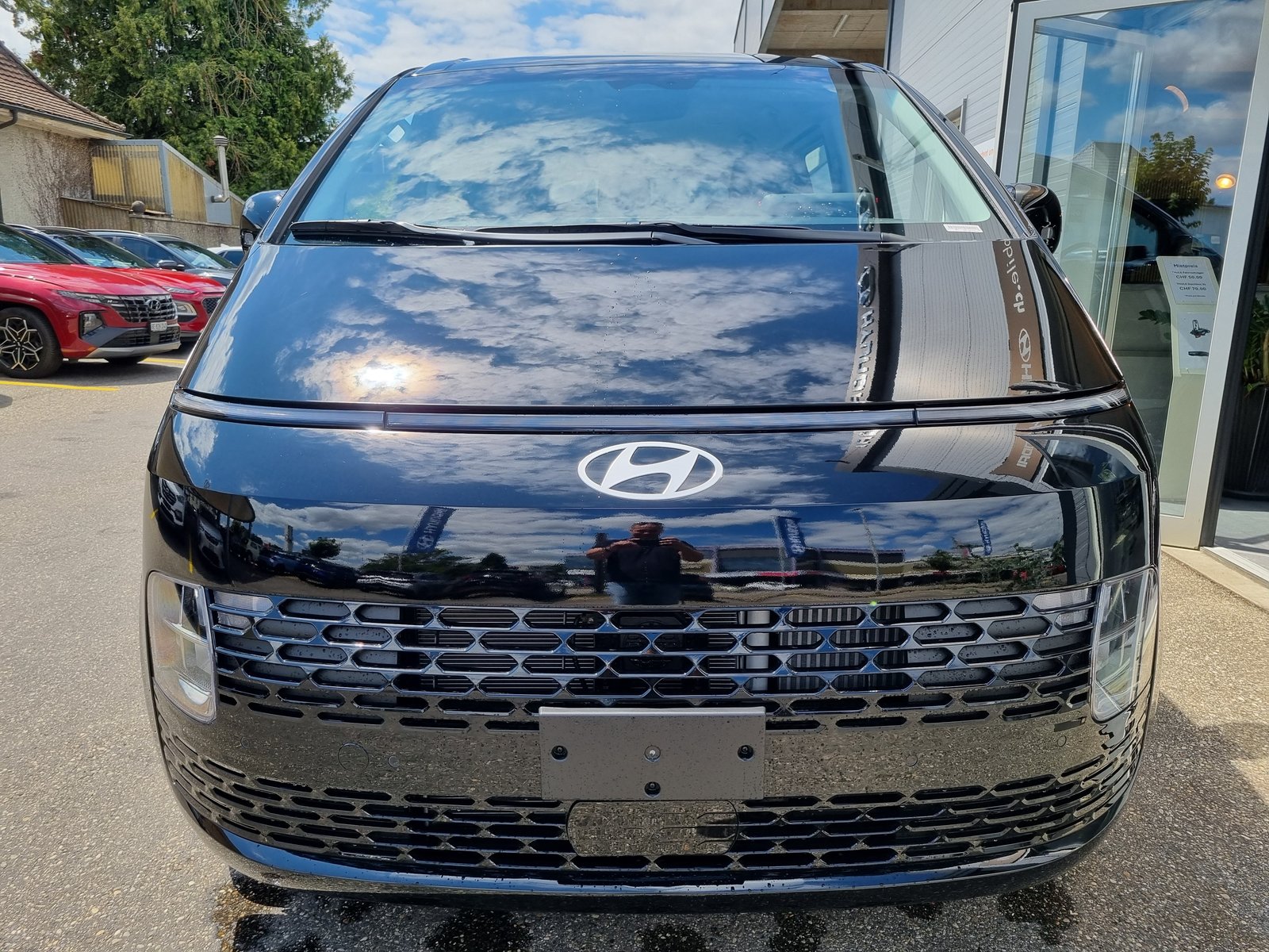 HYUNDAI Staria Wagon 1.6 T-GDi HEV Amplia A, Voll-Hybrid Benzin/Elektro, Neuwagen, Automatik - 2