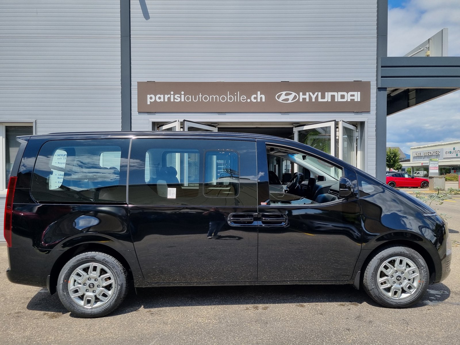 HYUNDAI Staria Wagon 1.6 T-GDi HEV Amplia A, Voll-Hybrid Benzin/Elektro, Neuwagen, Automatik - 4