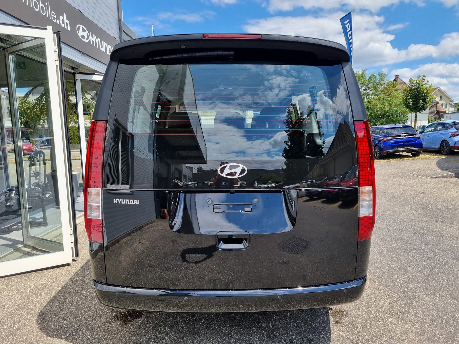 HYUNDAI Staria Wagon 1.6 T-GDi HEV Amplia A, Voll-Hybrid Benzin/Elektro, Neuwagen, Automatik - 6