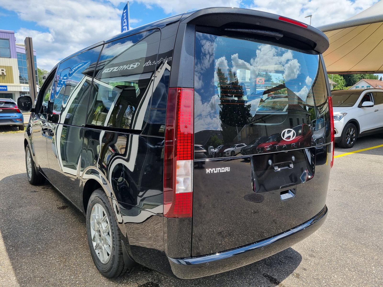 HYUNDAI Staria Wagon 1.6 T-GDi HEV Amplia A, Voll-Hybrid Benzin/Elektro, Neuwagen, Automatik - 7