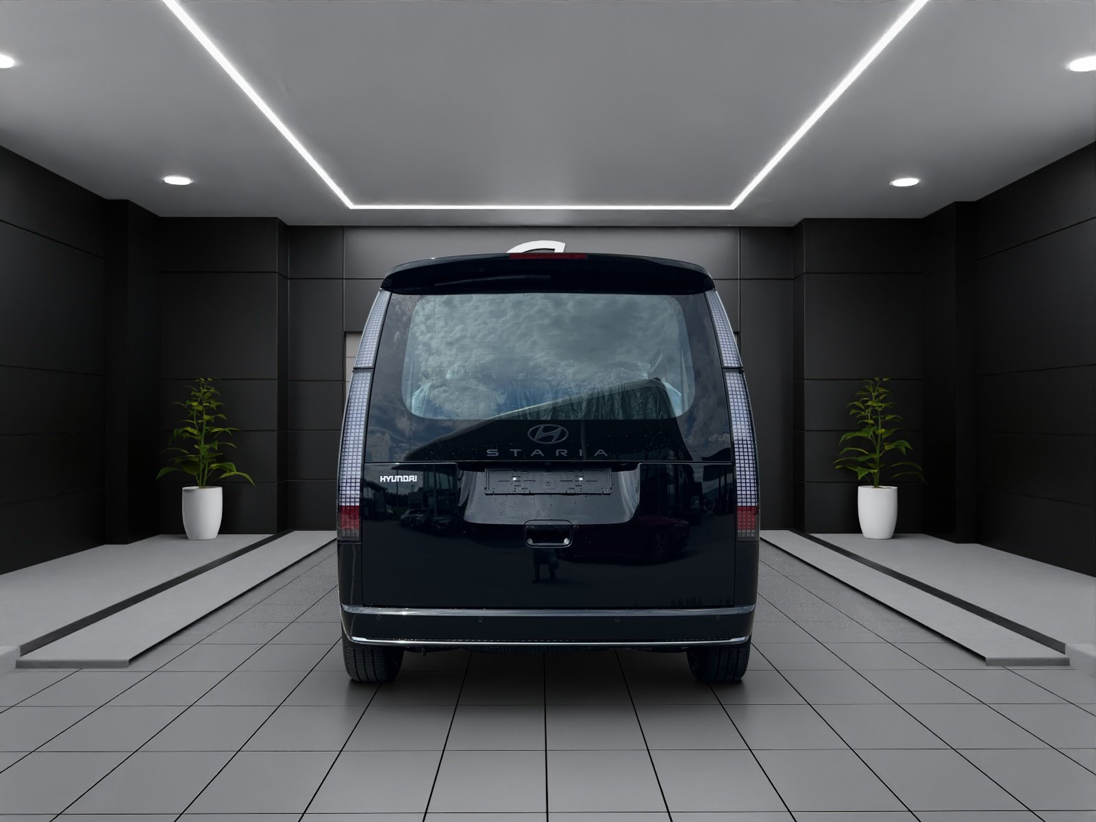 HYUNDAI Staria Premium 1.6 T-GDi HEV Amplia A, Full-Hybrid Petrol/Electric, New car, Automatic - 5