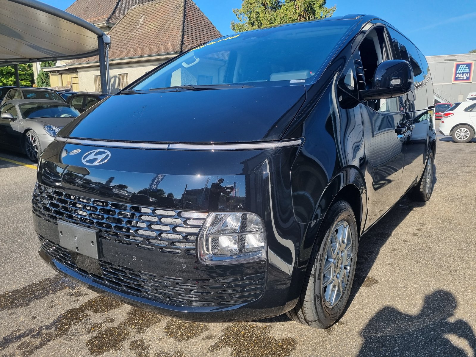 HYUNDAI Staria Wagon 1.6 T-GDi HEV Amplia A, Voll-Hybrid Benzin/Elektro, Neuwagen, Automatik - 3