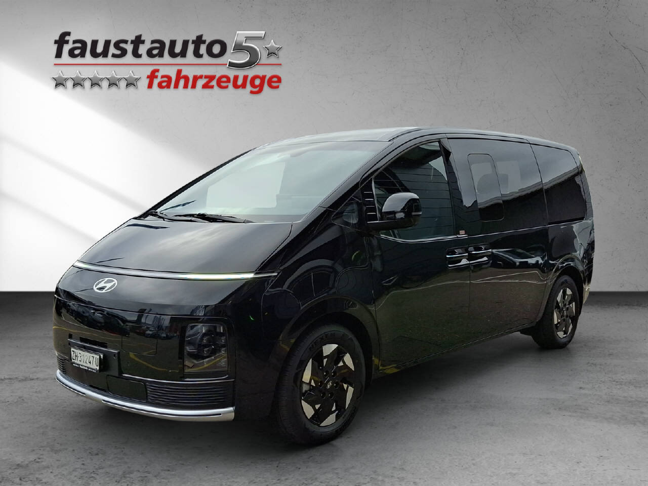 HYUNDAI Staria Premium 84 kWh Vertex SUN, MY27