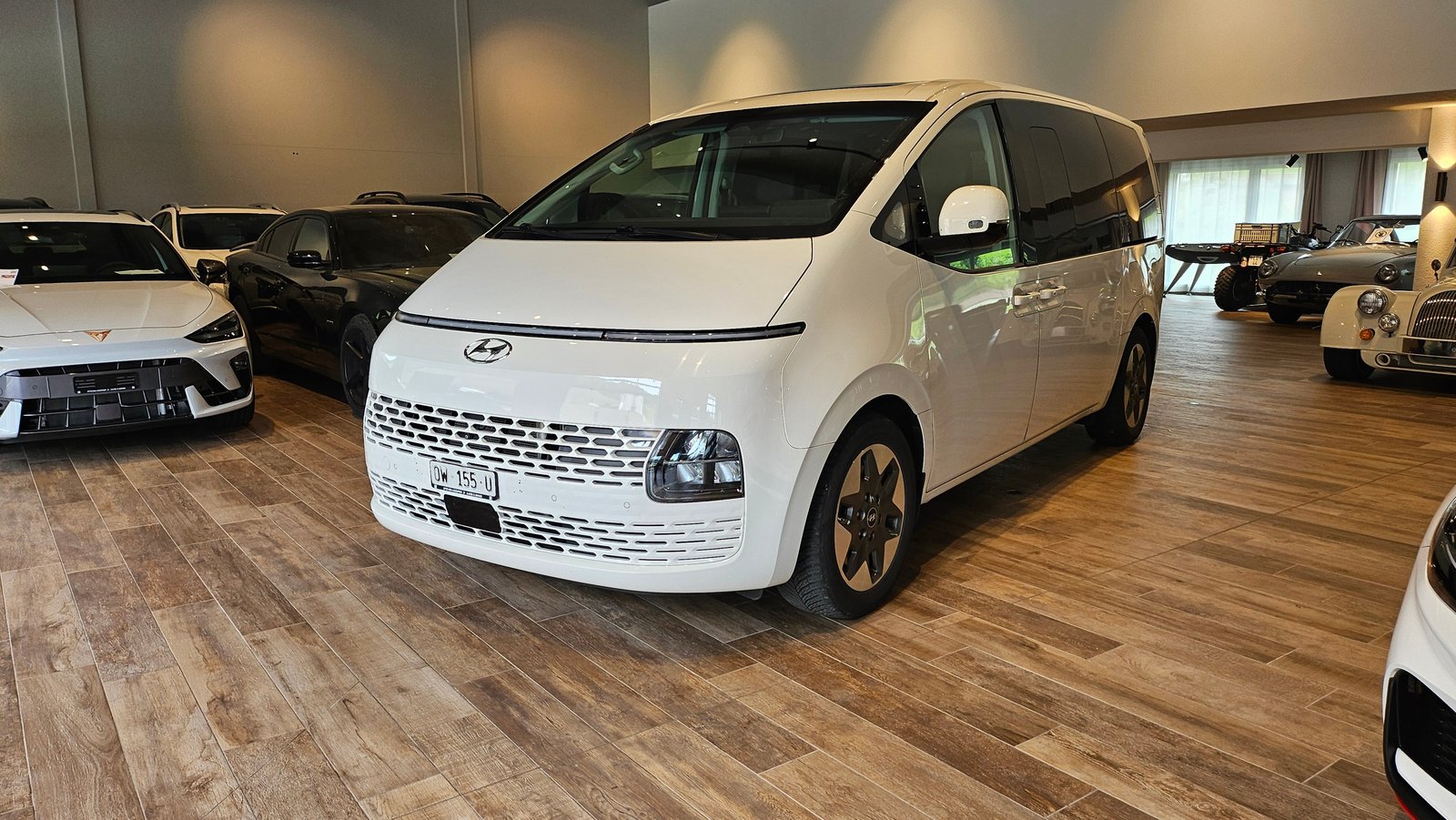 HYUNDAI Staria Wagon 2.2 CRDi Vertex 4WD Voll 9 Plätzer