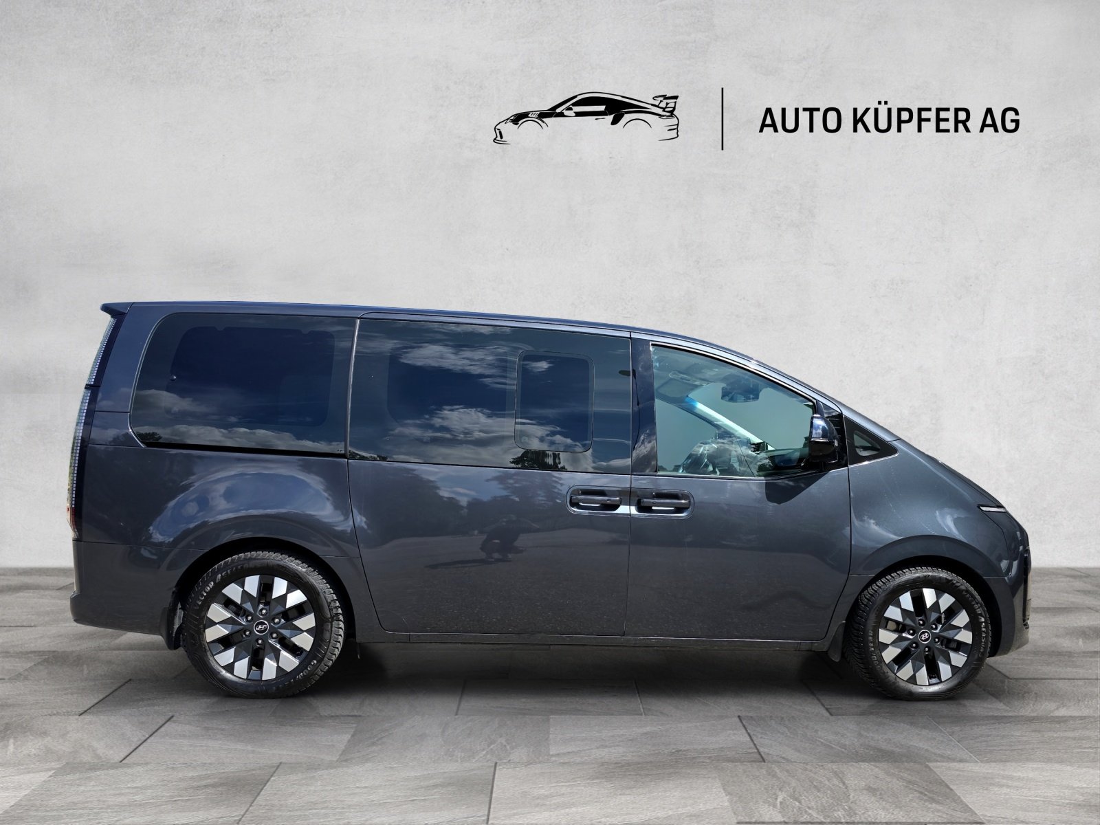 HYUNDAI Staria Premium 2.2 CRDi SINATURE Edition, Diesel, Occasion / Gebraucht, Automatik - 6