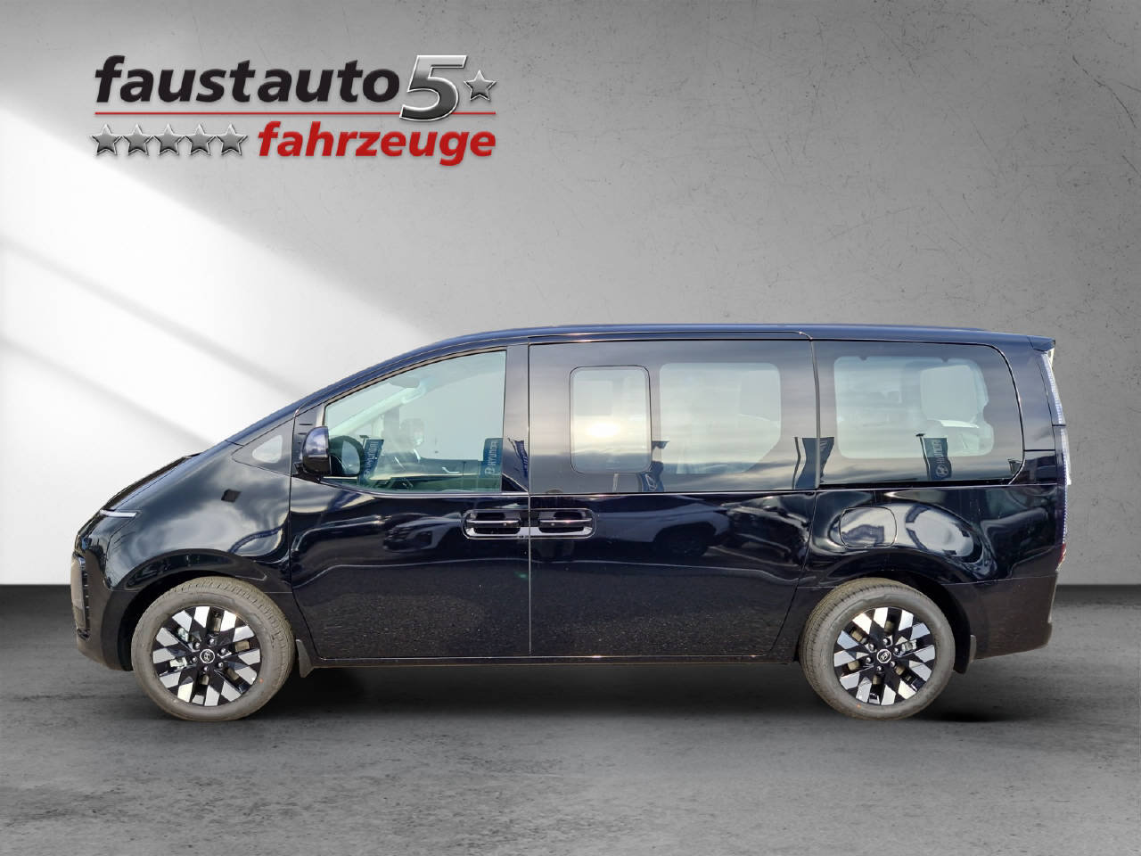 HYUNDAI Staria Premium Vertex 1.6 T-GDi HEV MY25, Full-Hybrid Petrol/Electric, Ex-demonstrator, Automatic - 3