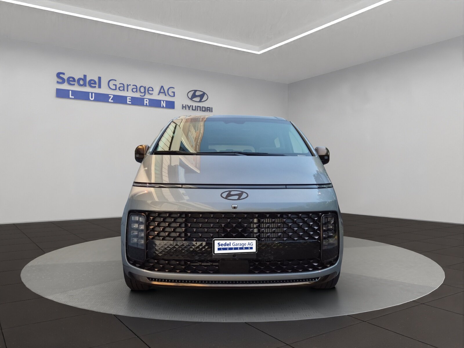 HYUNDAI Staria Premium 1.6 GDi HEV Vertex, Full-Hybrid Petrol/Electric, Ex-demonstrator, Automatic - 2