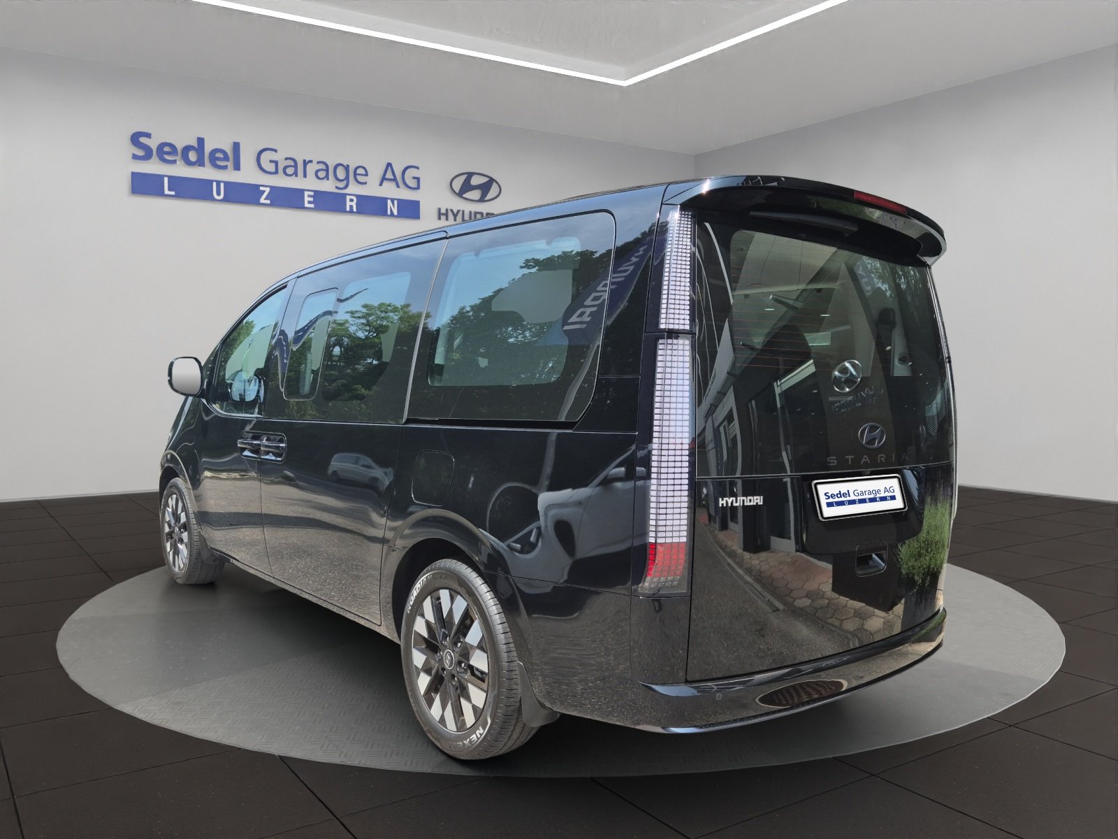 HYUNDAI Staria Premium 1.6 GDi HEV Vertex, Voll-Hybrid Benzin/Elektro, Vorführwagen, Automatik - 4