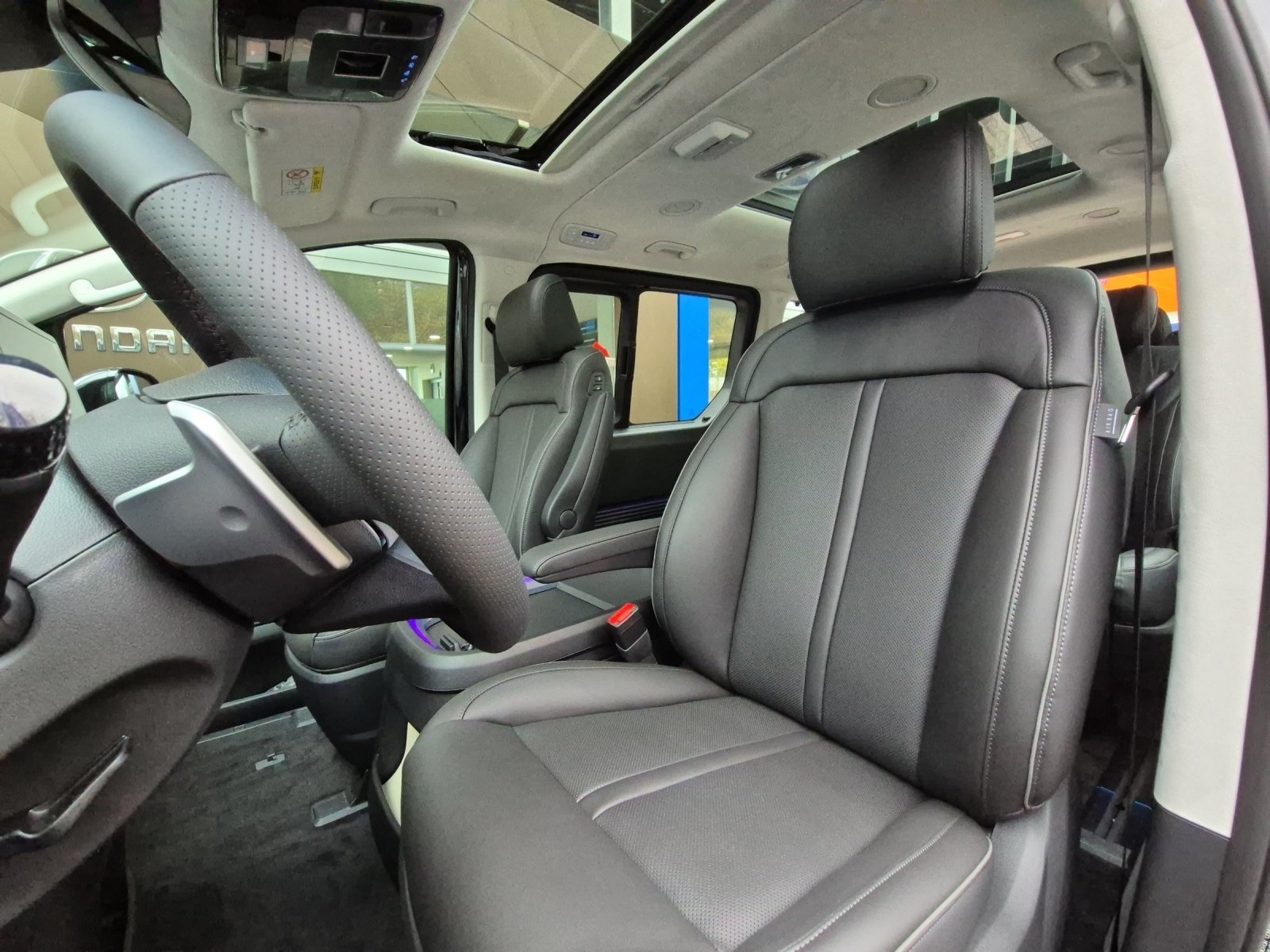 HYUNDAI Staria Premium 1.6 GDi HEV Vertex, Voll-Hybrid Benzin/Elektro, Vorführwagen, Automatik - 6