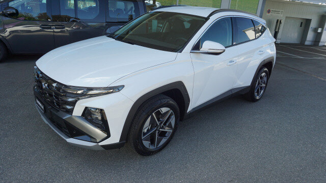 HYUNDAI Tucson 1.6 HEV Amplia 4WD