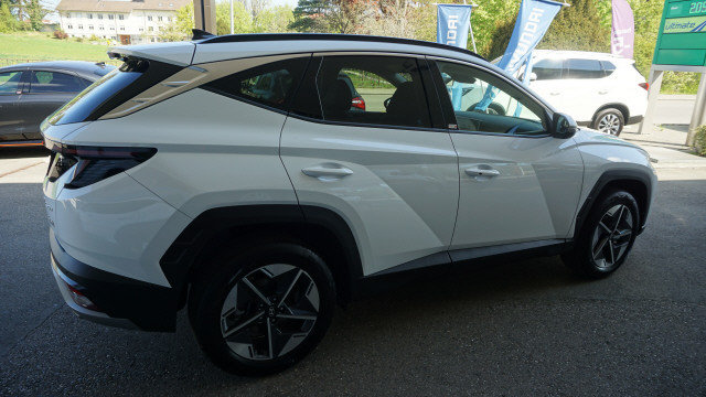 HYUNDAI Tucson 1.6 HEV Amplia 4WD, Voiture nouvelle, Automatique - 4