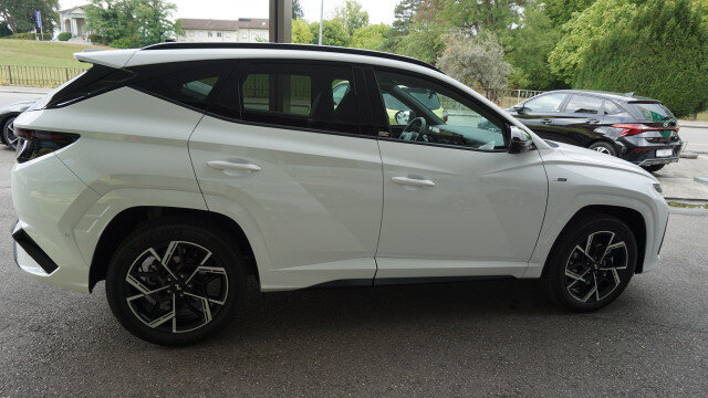 HYUNDAI Tucson 1.6 HEV N-Line 4WD, New car, Automatic - 4