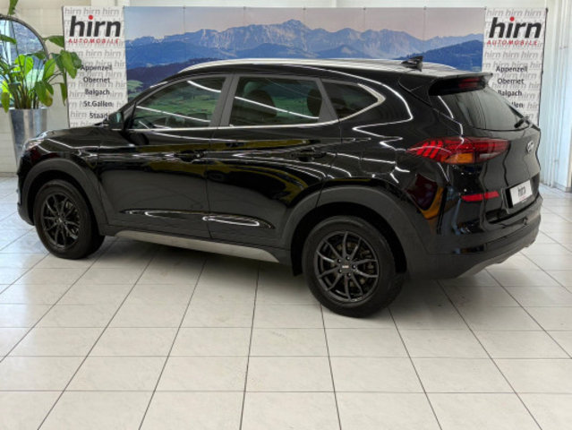 HYUNDAI Tucson 2.0 CRDI Amplia4WD, Diesel, Second hand / Used, Automatic - 3