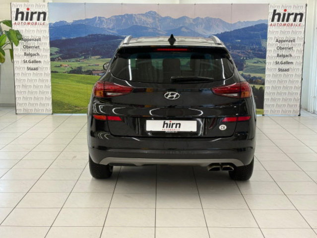 HYUNDAI Tucson 2.0 CRDI Amplia4WD, Diesel, Second hand / Used, Automatic - 4