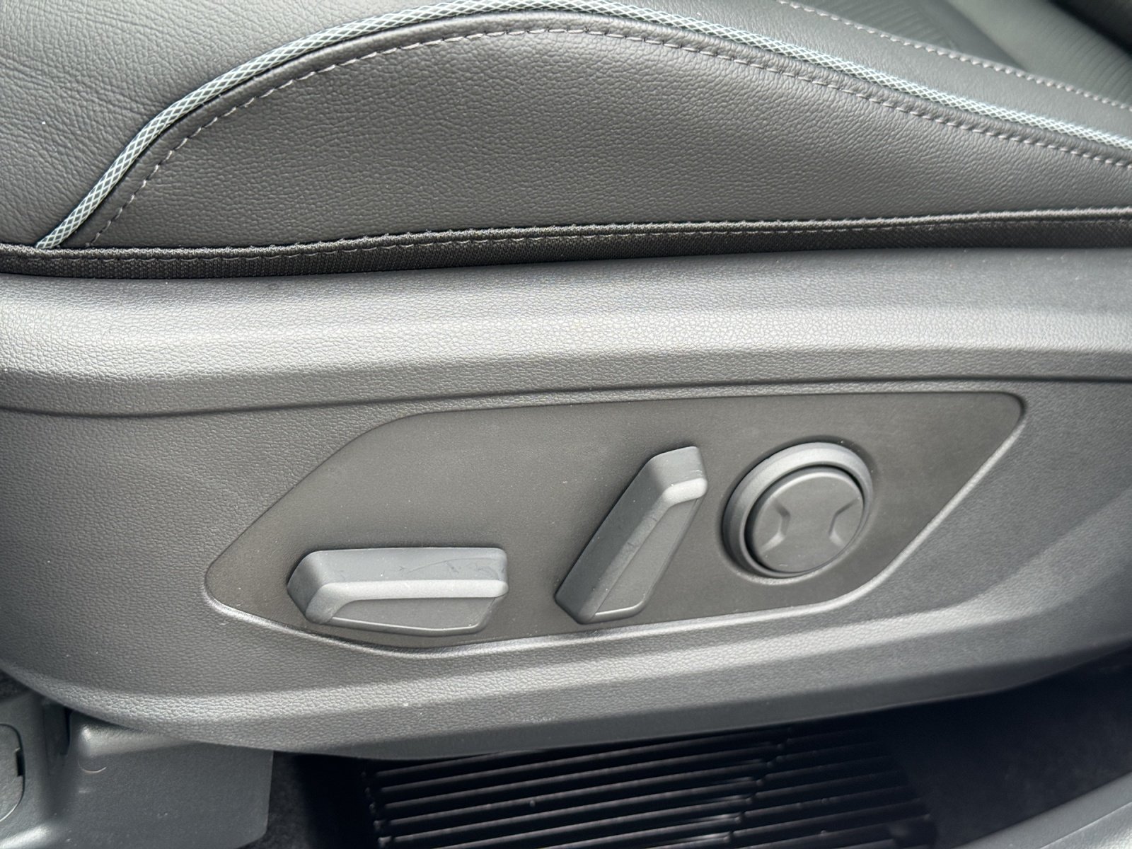 HYUNDAI Tucson 1.6 T-GDi HEV Vertex Swiss Edition 4WD MY26, Hybride Integrale Benzina/Elettrica, Auto nuove, Automatico - 7