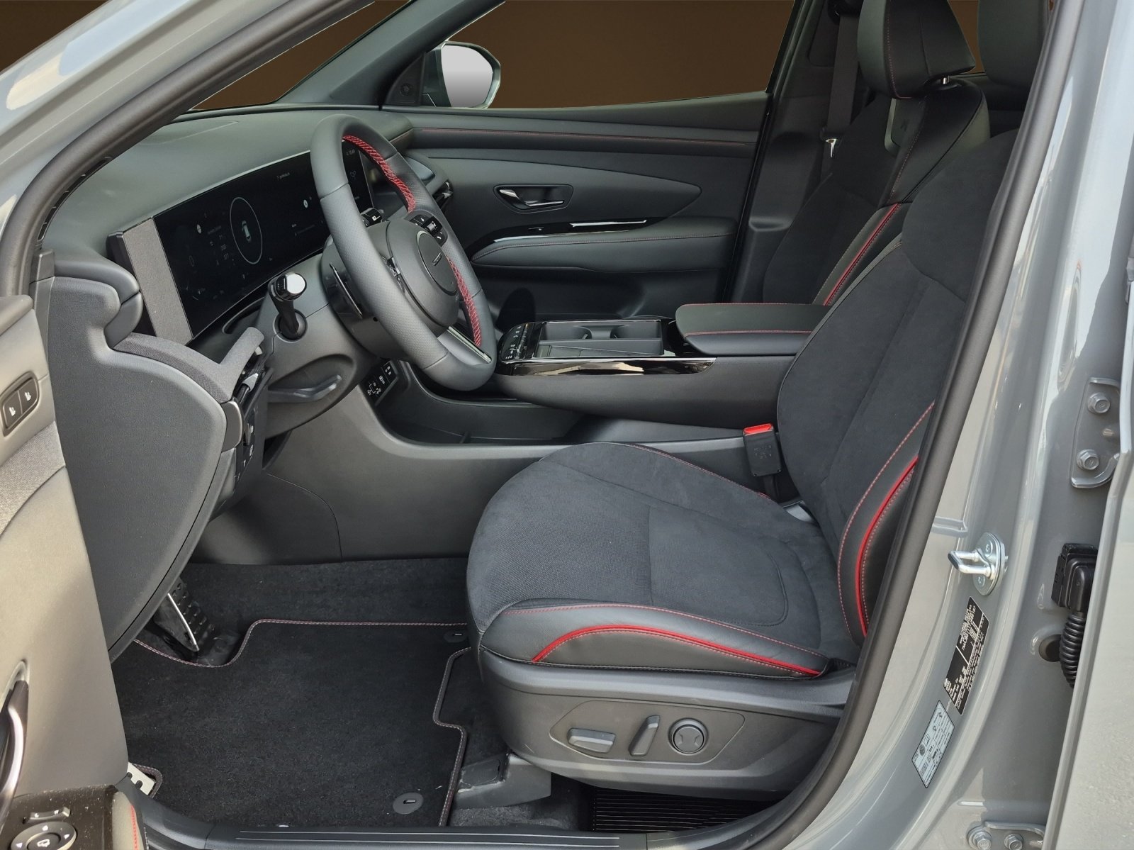 HYUNDAI Tucson 1.6 T-GDi HEV N-Line 4W, Full-Hybrid Petrol/Electric, New car, Automatic - 6