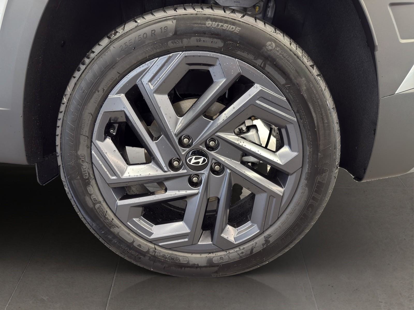 HYUNDAI Tucson 1.6 T-GDi HEV Origo Blackline 4WD, Voll-Hybrid Benzin/Elektro, Neuwagen, Automatik - 7