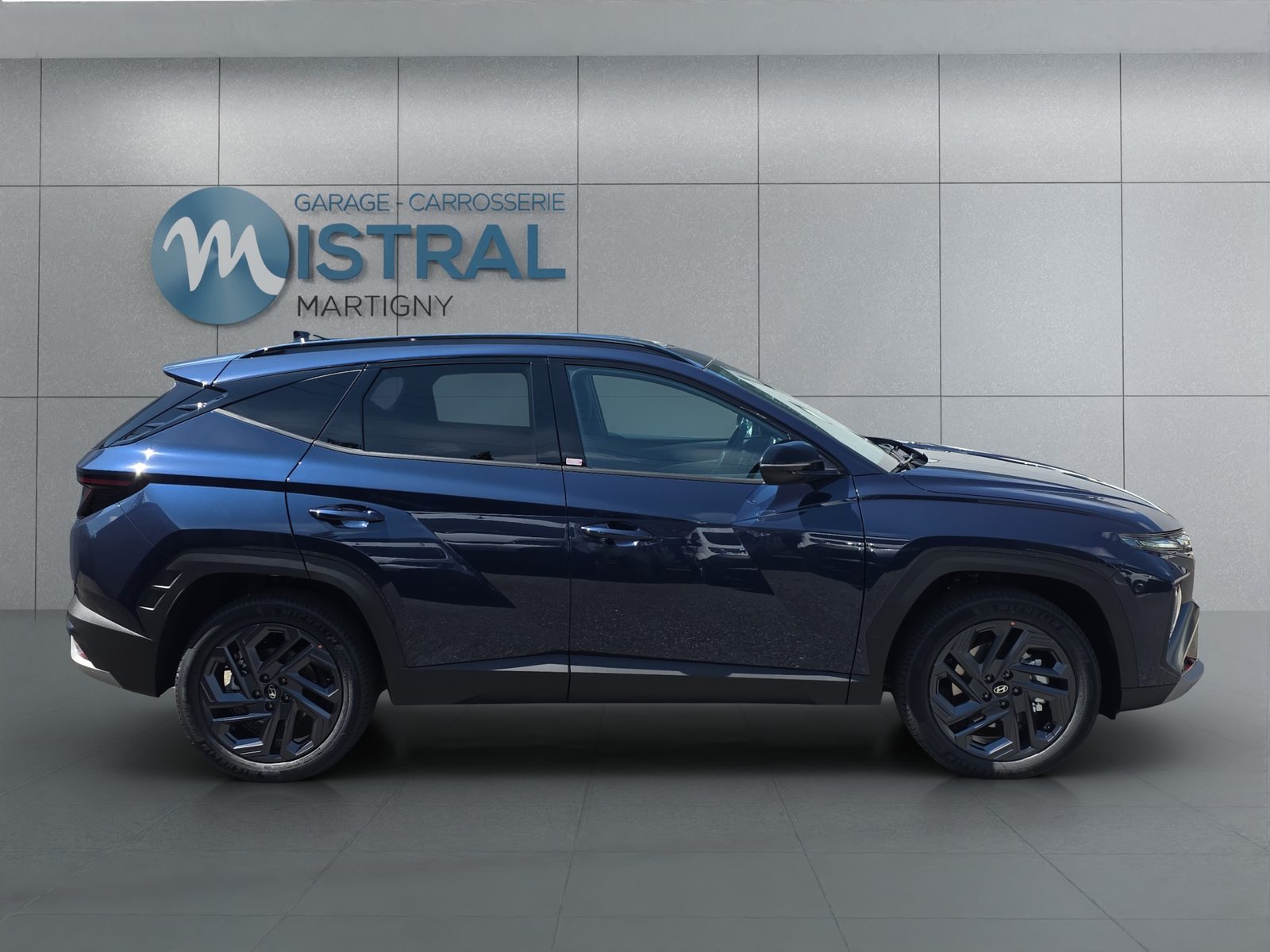 HYUNDAI Tucson 1.6 T-GDi HEV Origo Blackline 4WD, Voll-Hybrid Benzin/Elektro, Neuwagen, Automatik - 6