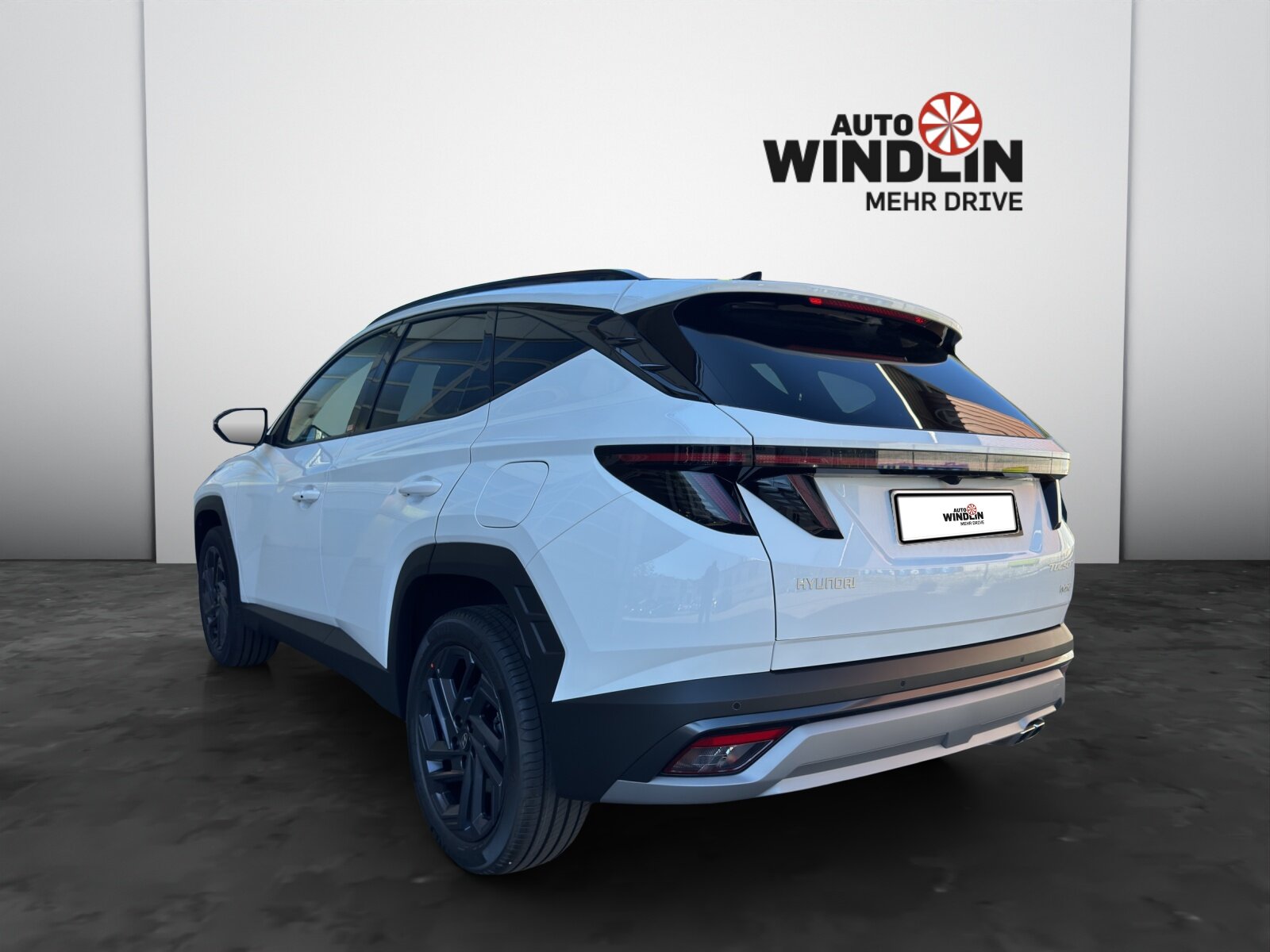 HYUNDAI Tucson 1.6 T-GDi HEV Origo Blackline 4WD MY27, Voll-Hybrid Benzin/Elektro, Neuwagen, Automatik - 4