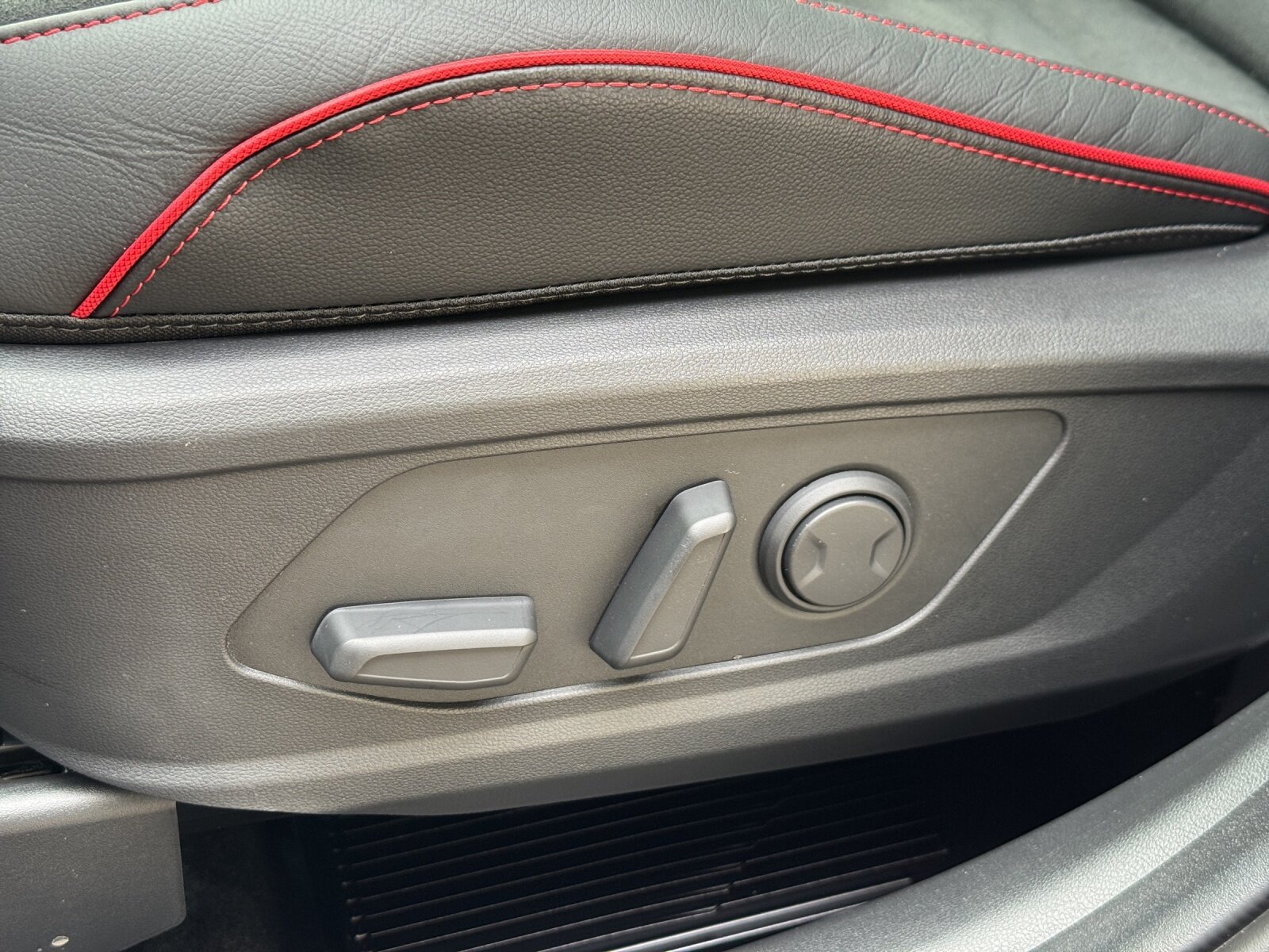 HYUNDAI Tucson 1.6 T-GDi HEV N-Line 4WD Sunroof MY27, Voll-Hybrid Benzin/Elektro, Neuwagen, Automatik - 6