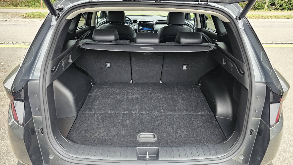 HYUNDAI Tucson 1.6 T-GDi HEV Vertex 4WD, Voll-Hybrid Benzin/Elektro, Occasion / Gebraucht, Automatik - 6