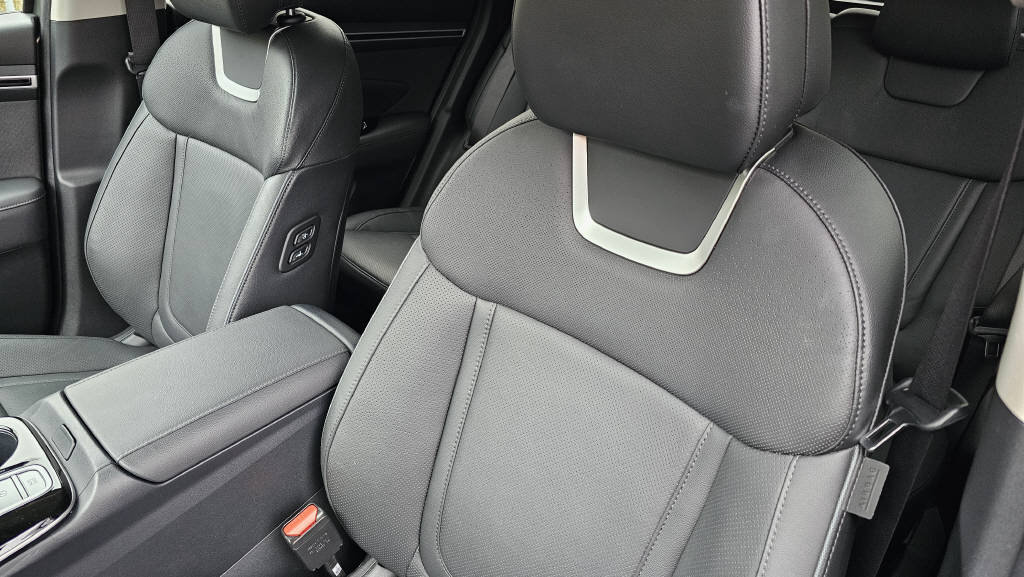 HYUNDAI Tucson 1.6 T-GDi HEV Vertex 4WD, Voll-Hybrid Benzin/Elektro, Occasion / Gebraucht, Automatik - 7