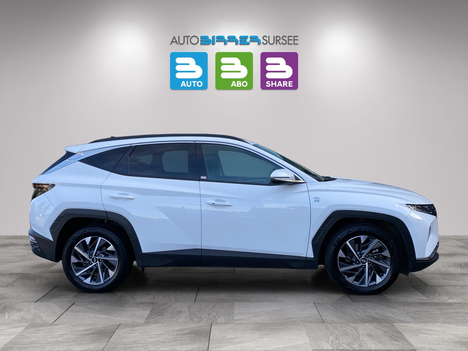 HYUNDAI Tucson 1.6 CRDi Amplia 4WD, Mild-Hybrid Diesel/Electric, Second hand / Used, Automatic - 4