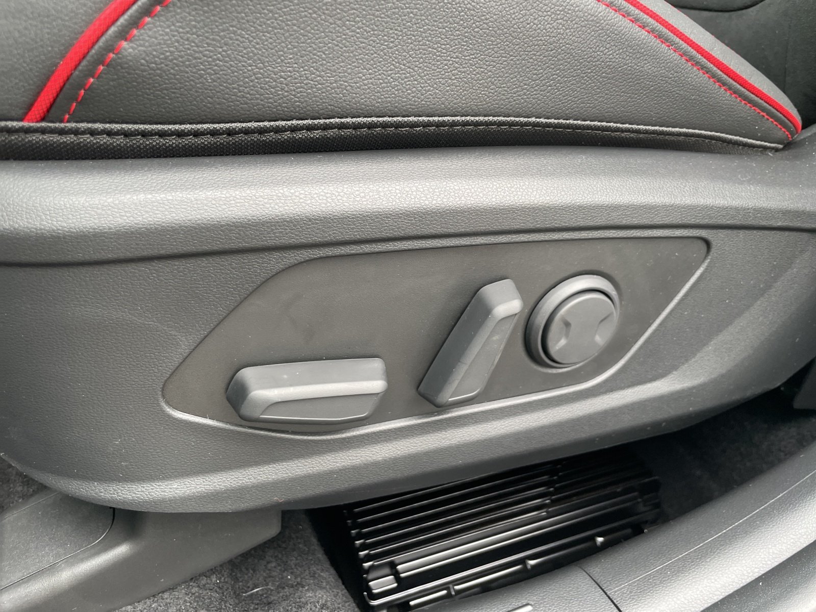 HYUNDAI Tucson 1.6 T-GDi 48V N-Line LUX.pack 4WD, Mild-Hybrid Benzin/Elektro, Occasion / Gebraucht, Automatik - 6