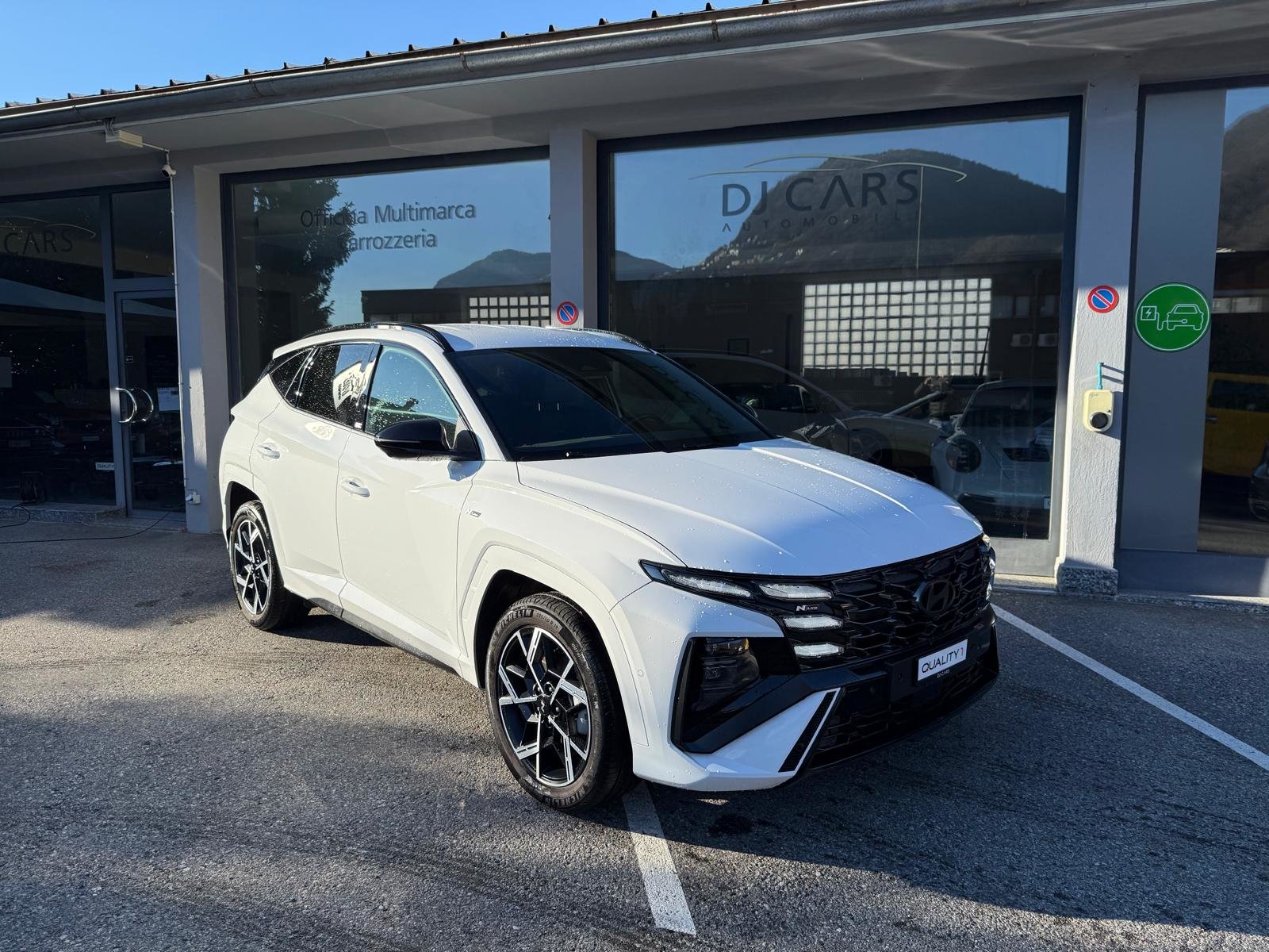 HYUNDAI Tucson 1.6 TGDI HEV N-Line 4WD, Voll-Hybrid Benzin/Elektro, Occasion / Gebraucht, Automatik - 2