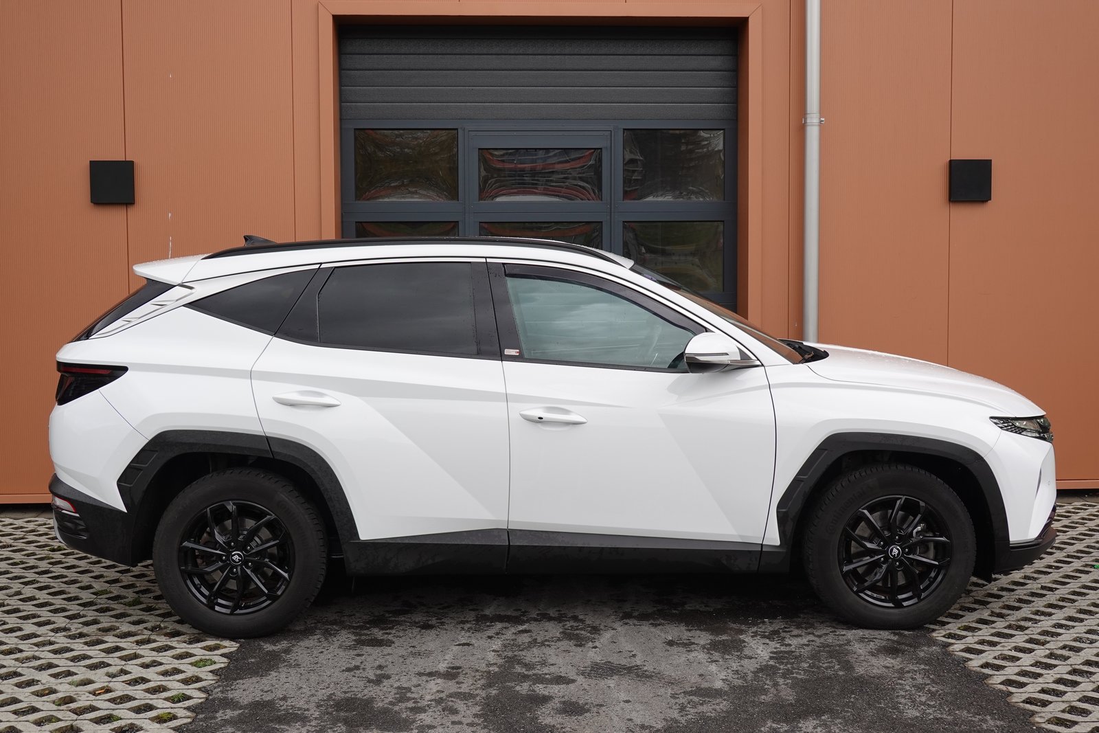 HYUNDAI Tucson 1.6 TGDI HEV Amplia 4WD - CH Auto * 8 Roues *, Hybride Integrale Benzina/Elettrica, Occasioni / Usate, Automatico - 4