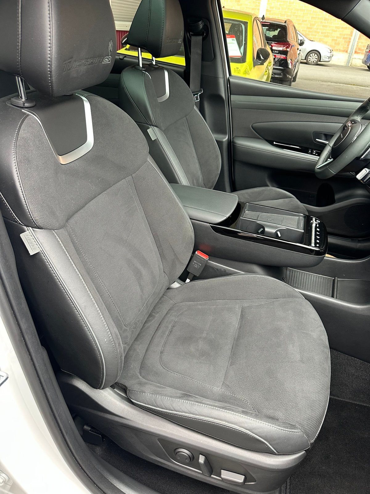 HYUNDAI Tucson 1.6 TGDI PHEV 20th Anniversary 4WD, Plug-in-Hybrid Petrol/Electric, Second hand / Used, Automatic - 6