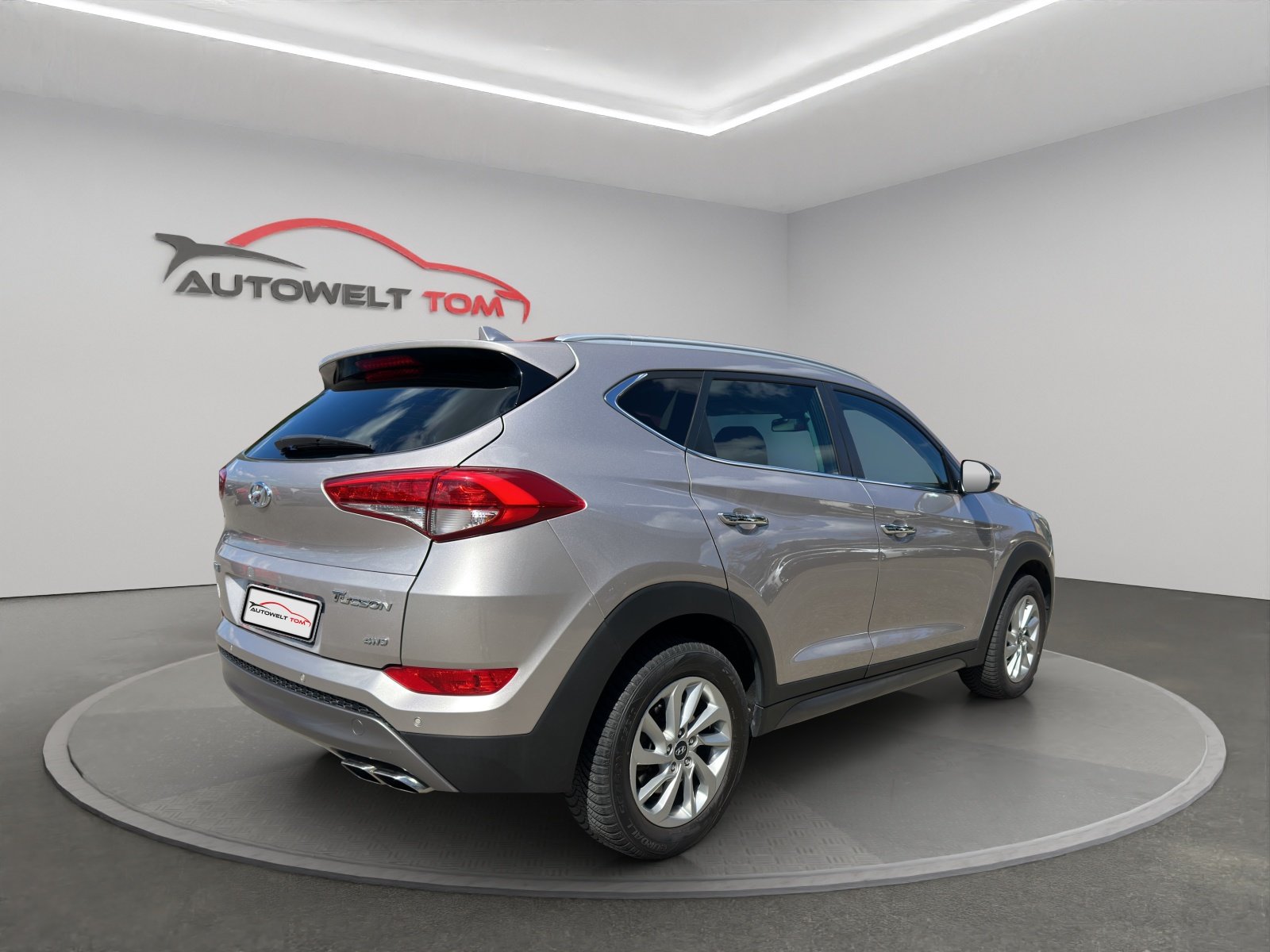 HYUNDAI Tucson 2.0 CRDI Plena 4WD Automatic, Diesel, Occasion / Utilisé, Automatique - 5