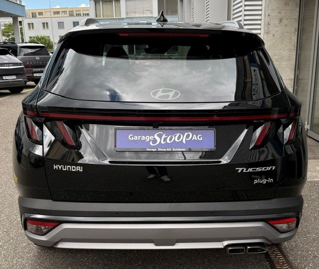 HYUNDAI Tucson 1.6 T-GDi PHEV Amplia 4WD, Plug-in-Hybrid Benzin/Elektro, Occasion / Gebraucht, Automatik - 4