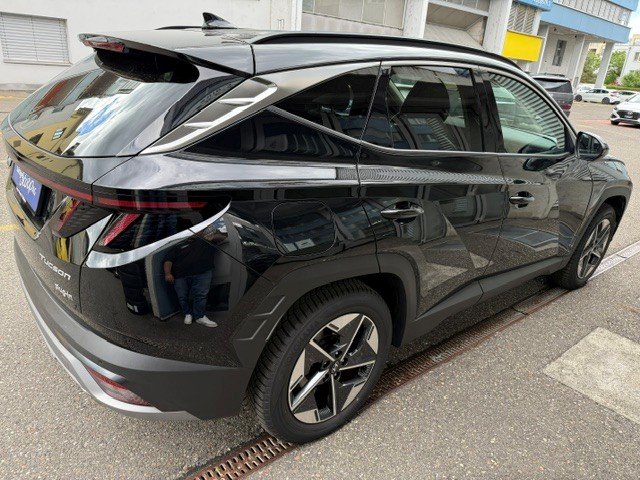 HYUNDAI Tucson 1.6 T-GDi PHEV Amplia 4WD, Plug-in-Hybrid Benzin/Elektro, Occasion / Gebraucht, Automatik - 6
