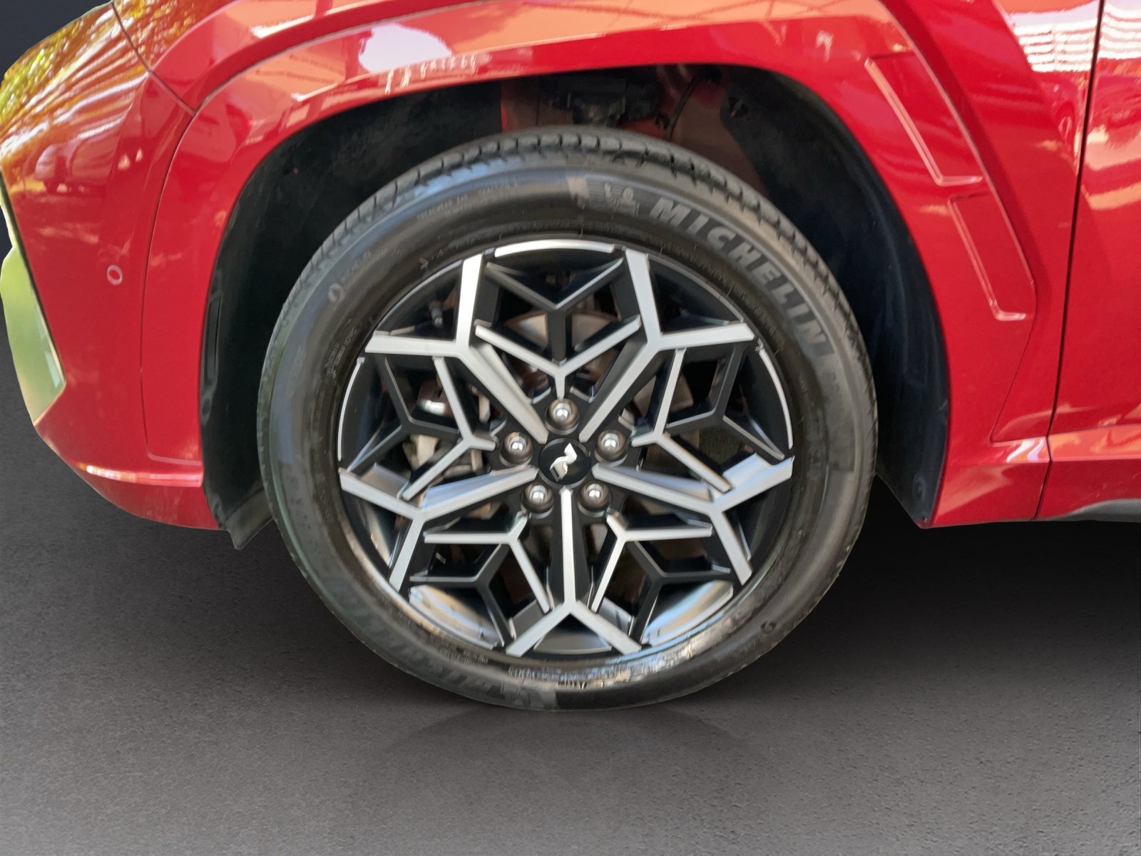 HYUNDAI Tucson 1.6HEV NLi LUX 4WD, Voll-Hybrid Benzin/Elektro, Occasion / Gebraucht, Automatik - 6