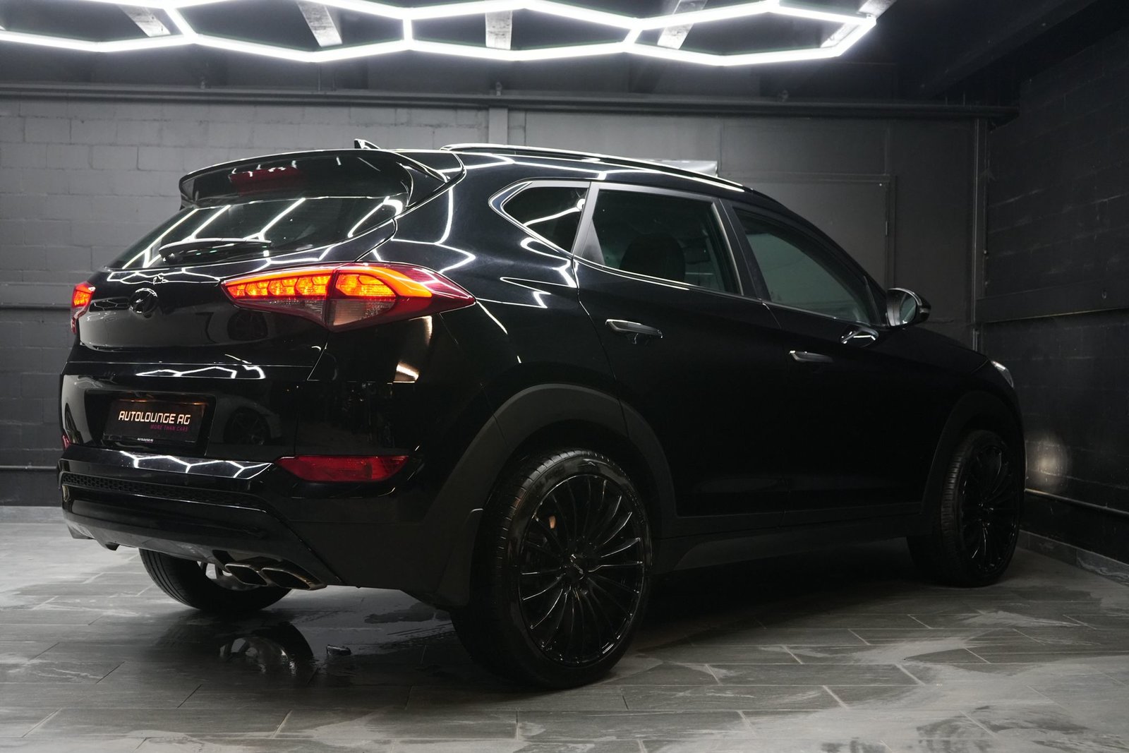 HYUNDAI Tucson 2.0 CRDI Black Edition 4WD Automatic, Diesel, Second hand / Used, Automatic - 7