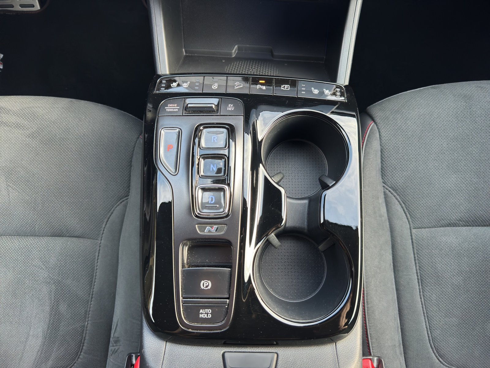 HYUNDAI Tucson 1.6 TGDI PHEV N Line LUX pack 4WD, Hybride Rechargeable Essence/Électricité, Occasion / Utilisé, Automatique - 7