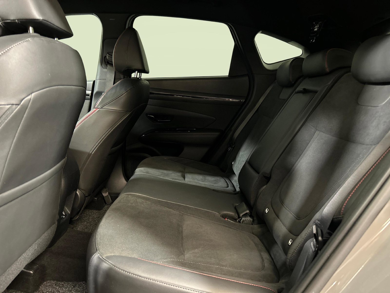 HYUNDAI Tucson 1.6 T-GDi HEV N-Line 4WD, Full-Hybrid Petrol/Electric, Second hand / Used, Automatic - 4