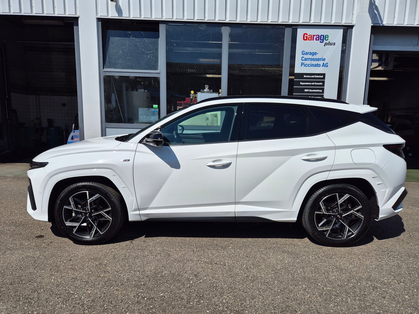 HYUNDAI Tucson 1.6 TGDI 48V N Line LUX pack 4WD DCT, Mild-Hybrid Petrol/Electric, Second hand / Used, Automatic - 2