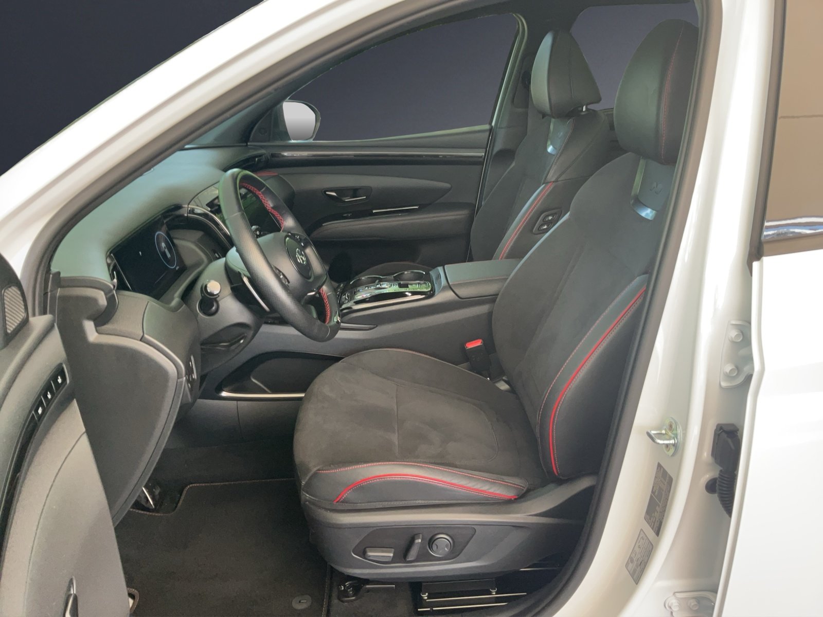 HYUNDAI Tucson 1,6PHEV N LUX 4WD, Plug-in-Hybrid Benzin/Elektro, Occasion / Gebraucht, Automatik - 7