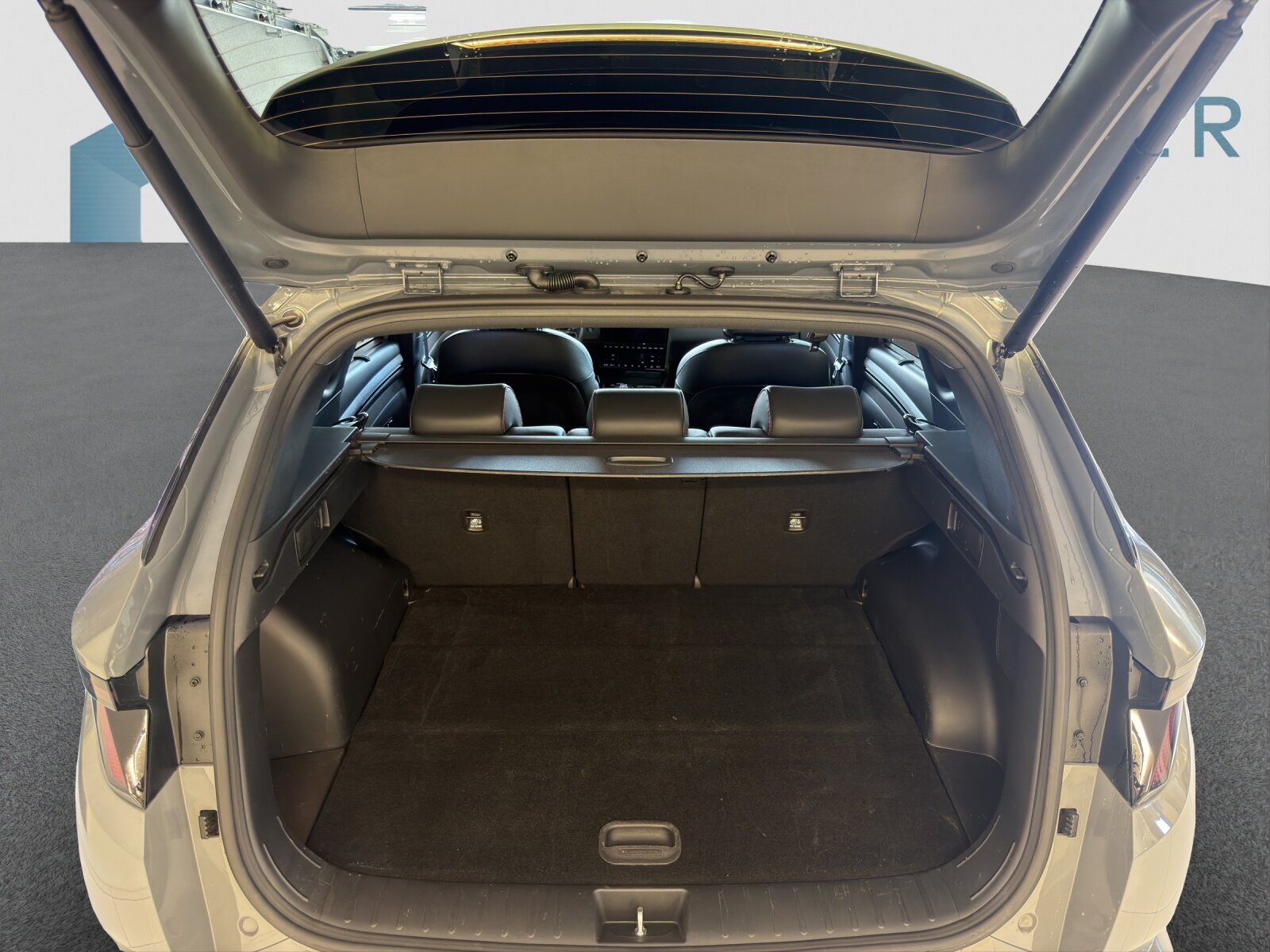 HYUNDAI TUCSON 1.6 T-GDi PHEV N-Line 4WD, Plug-in-Hybrid Benzin/Elektro, Occasion / Gebraucht, Automatik - 7