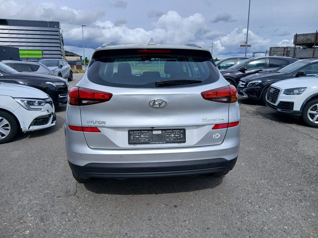 HYUNDAI TUCSON 1.6 T-GDi Amplia 2WD, Benzin, Occasion / Gebraucht, Automatik - 6