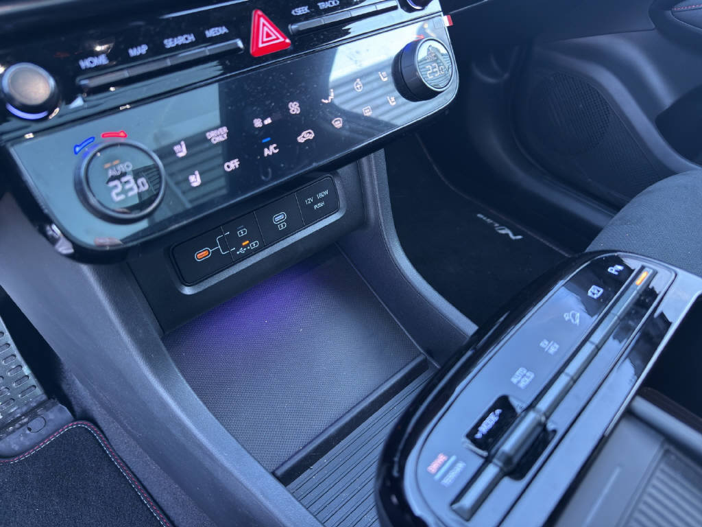 HYUNDAI Tucson 1.6 T-GDi PHEV N-Line LUX.pack 4WD, Plug-in-Hybrid Petrol/Electric, Ex-demonstrator, Automatic - 7