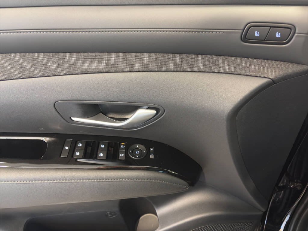 HYUNDAI Tucson 1.6 T-GDi HEV Vertex Swiss Edition 4WD, Hybride Intégral Essence/Électricité, Voiture de démonstration, Automatique - 3