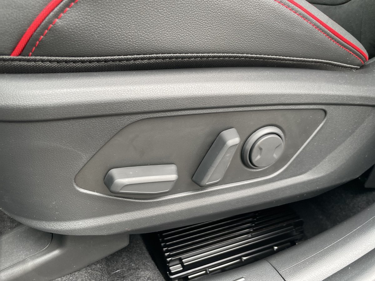 HYUNDAI Tucson 1.6 T-GDi HEV N-Line LUX.pack 4WD MY25, Full-Hybrid Petrol/Electric, New car, Automatic - 7